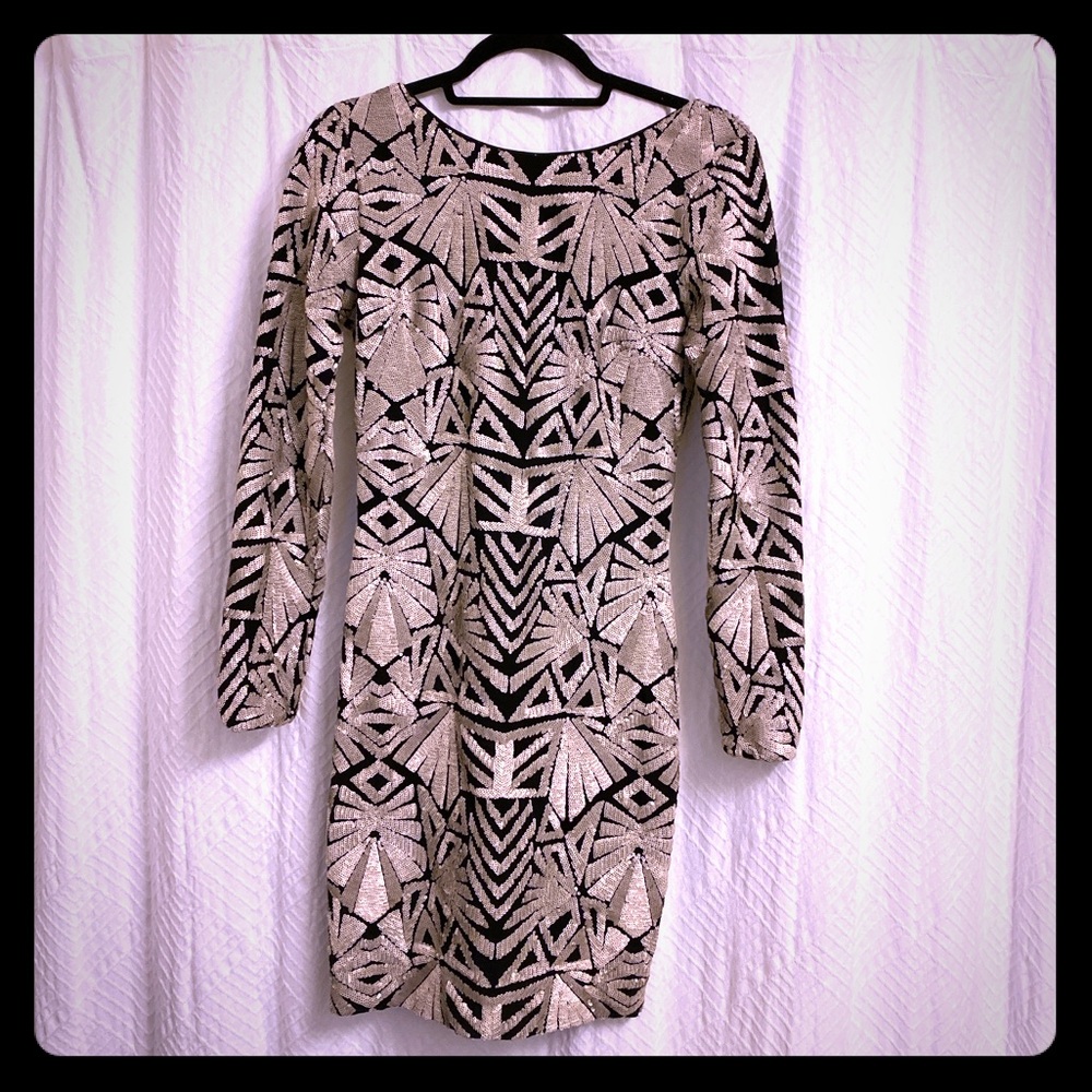 Low back Art Deco sequin dress (like new)